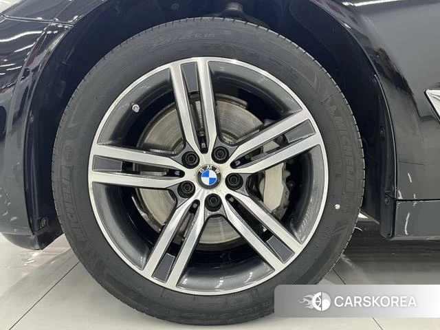 BMW 5 series 2023 Черный из Китая