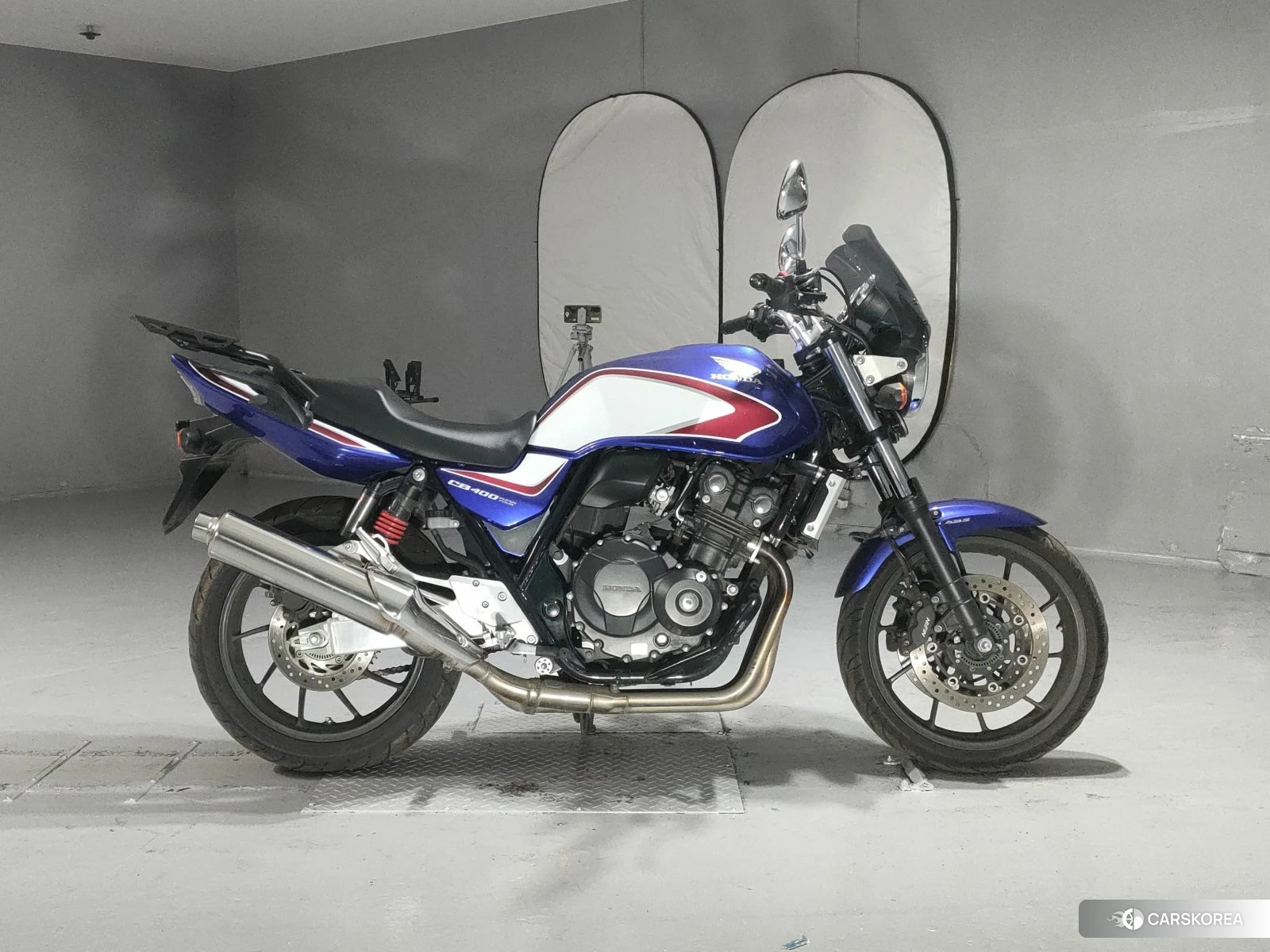 Проданный Honda CB400SF 2019 из Японии