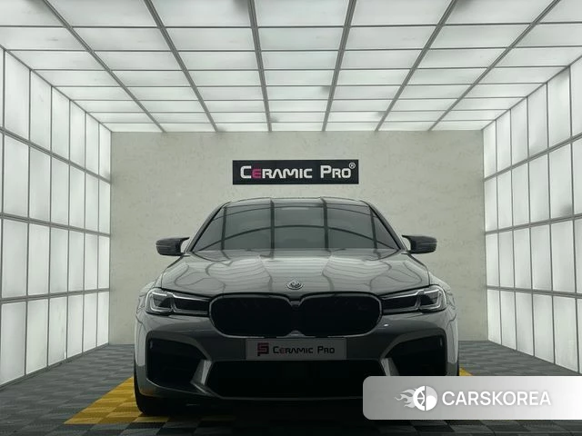 BMW M5 (F90) 2021 Серебристо-серый из Кореи