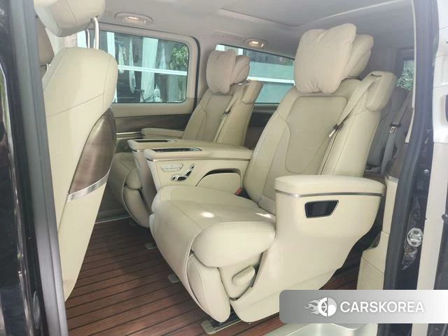 Mercedes-Benz V-class 2024 Черный из Китая