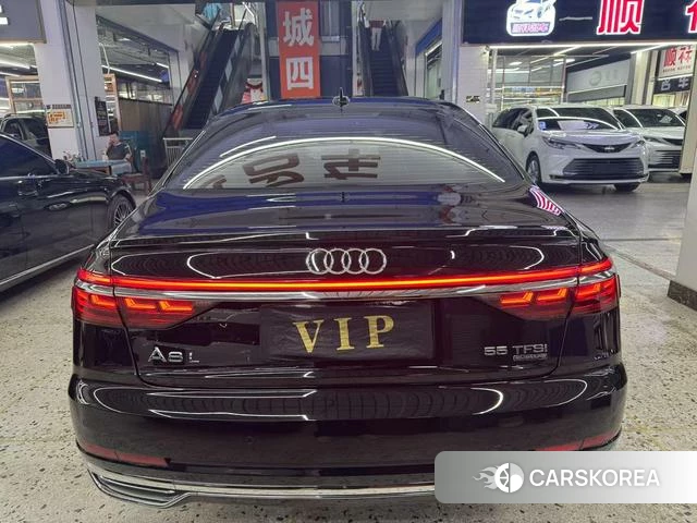 Audi A8 2021 Черный из Китая