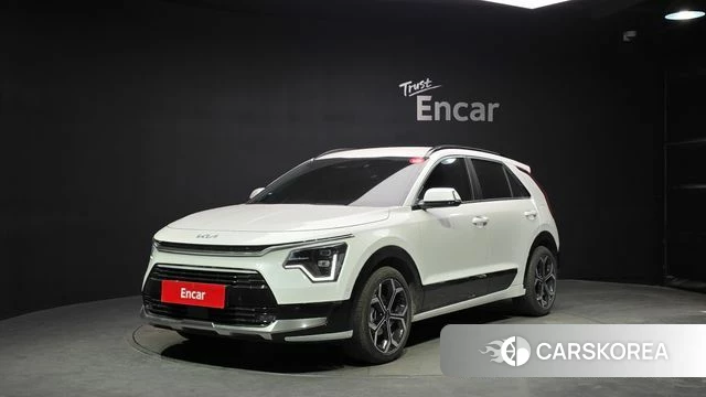 Kia Di Ol Nu Niro 2025 Белый из Кореи