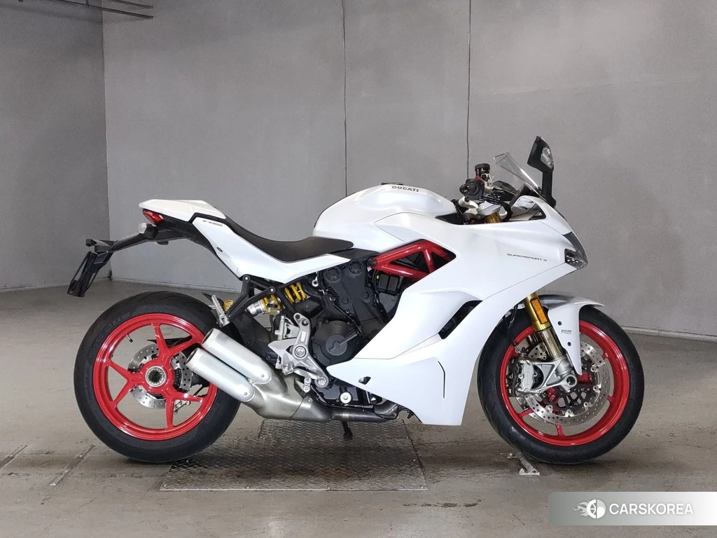 Проданный Ducati SUPERSPORT S 2018 из Японии