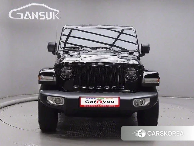 Jeep Wrangler (JL) 2018 Черный из Кореи