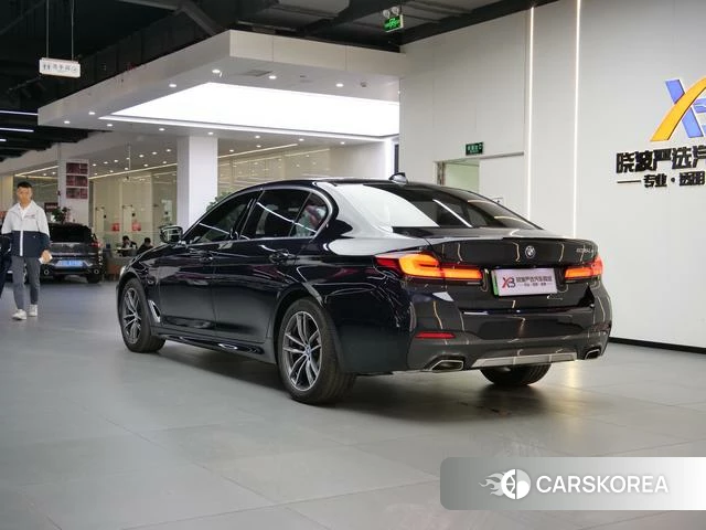 BMW 5 series PHEV 2022 Черный из Китая