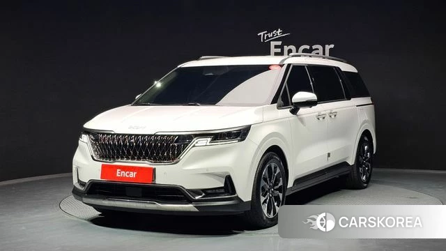 Kia Carnival 4th generation 2023 Белый из Кореи