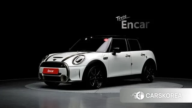 Mini Cooper S 2023 Белый из Кореи