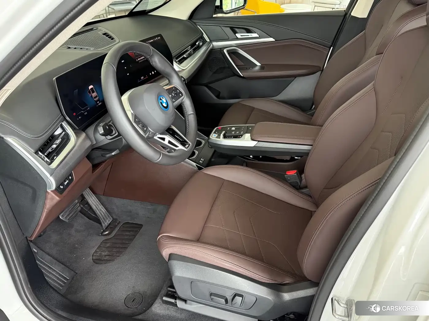 BMW iX1 2025 Белый из Китая