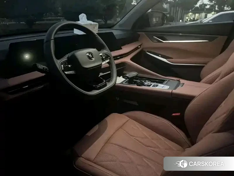 Chang'an CS75PLUS 2024 Черный из Китая