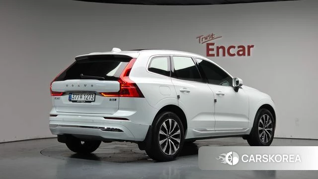 Volvo XC60 second Generation 2025 Белый из Кореи