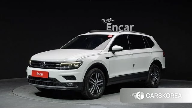 Volkswagen Tiguan Allspace 2018 Белый из Кореи