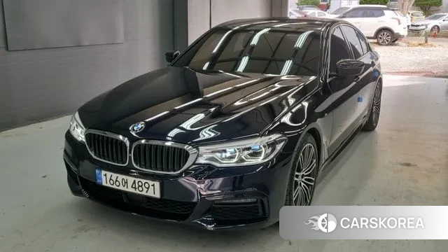 BMW 5 Series (G30) 2019 Синий из Кореи