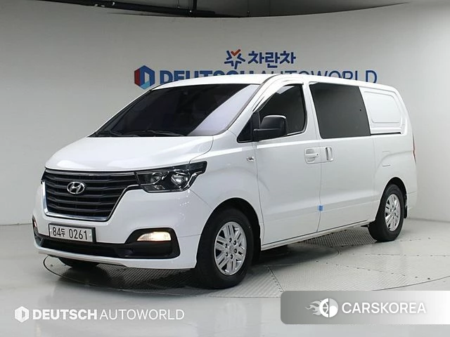 Hyundai The New Grand Starex 2018 Белый из Кореи