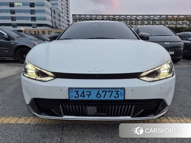 Kia EV6 2022 Белый из Кореи