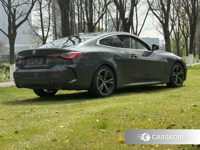 BMW 4 series 2023 Темно-серый из Китая