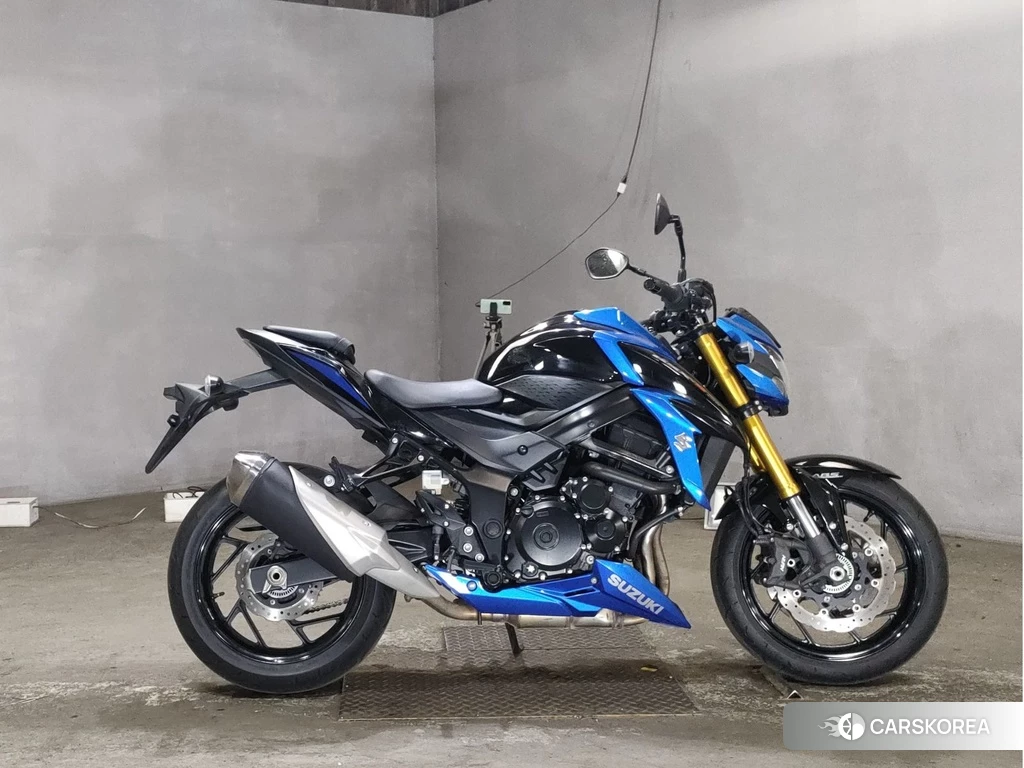 Проданный Suzuki GSX-S750 2017 из Японии