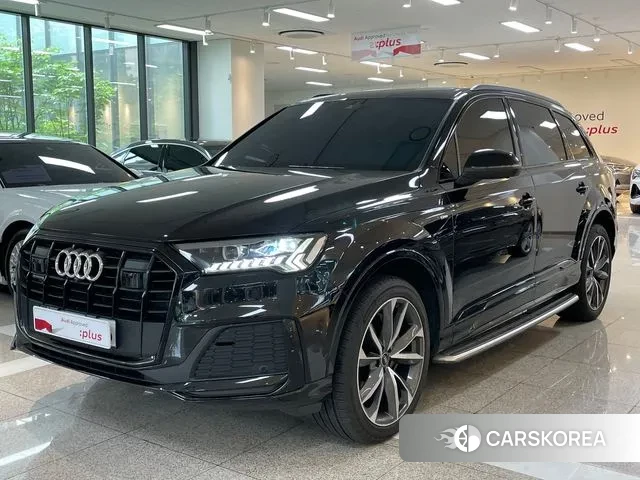 Audi Q7 (4M) 2023 Черный из Кореи