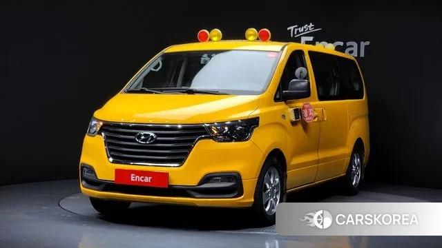 Hyundai The New Grand Starex 2018 Желтый из Кореи