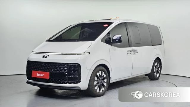 Hyundai Staria 2023 Белый из Кореи