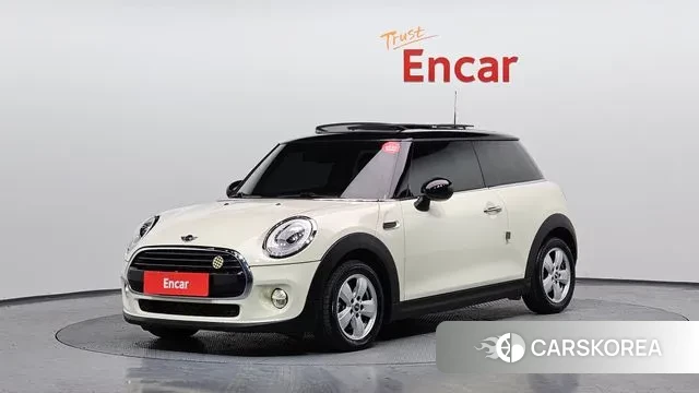 Mini Cooper D 2018 Жемчужный цвет из Кореи