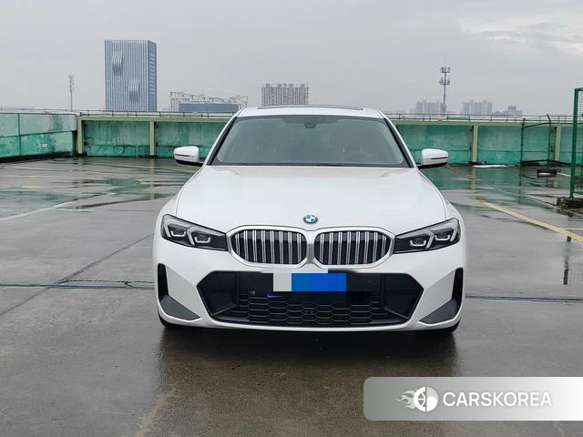 BMW 3 series 2022 Белый из Китая