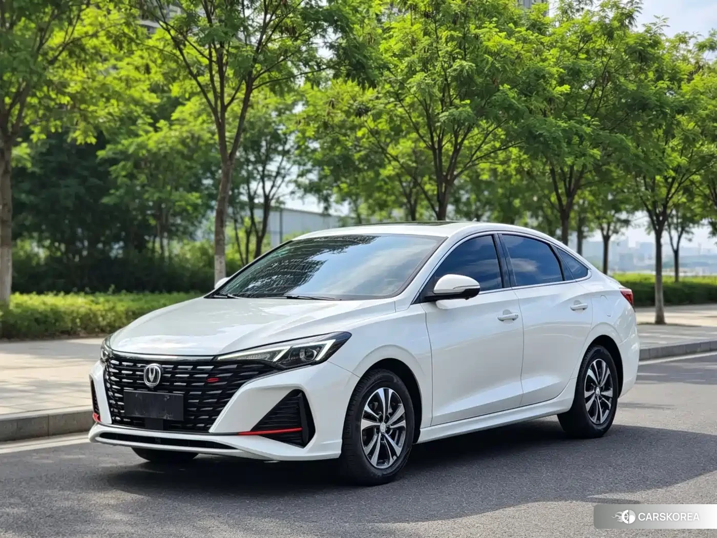 Chang'an Yidong 2023 Белый из Китая, фото 2