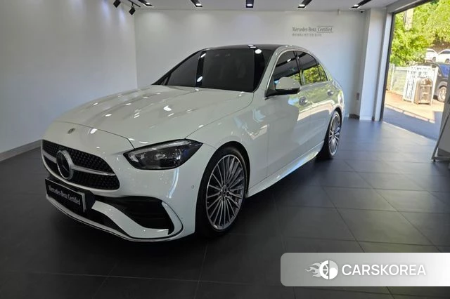 Mercedes-Benz C-Class W206 2024 Белый из Кореи