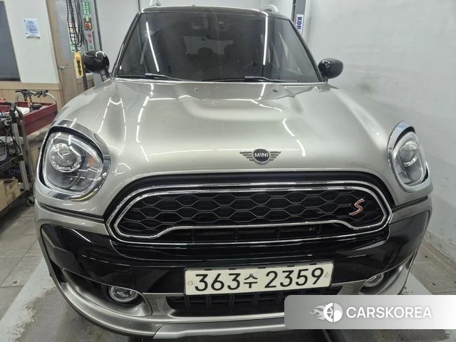 Mini Cooper S Countryman 2020 Серебристо-серый из Кореи
