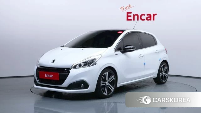 Peugeot 208 2018 Белый из Кореи
