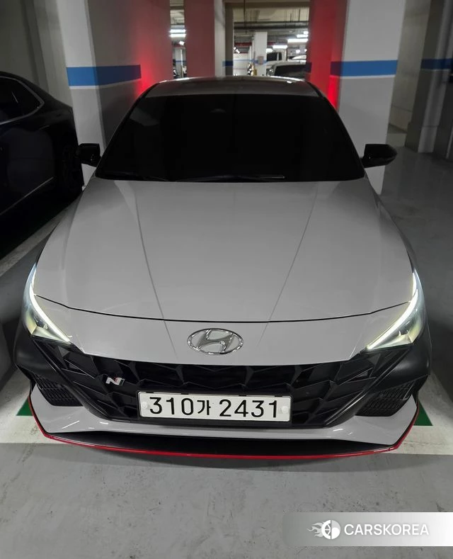 Hyundai Avante (CN7) 2022 Серебристо-серый из Кореи