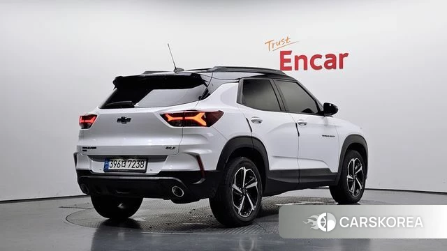 Chevrolet (GM Daewoo) Trailblazer 2022 Белый из Кореи
