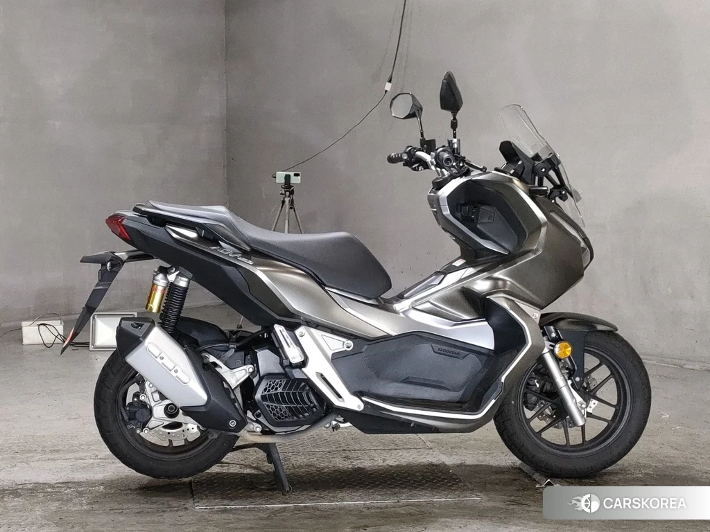 Проданный Honda ADV150 2019 из Японии, фото 2