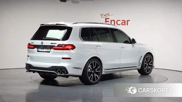 BMW X7 (G07) 2021 Белый из Кореи