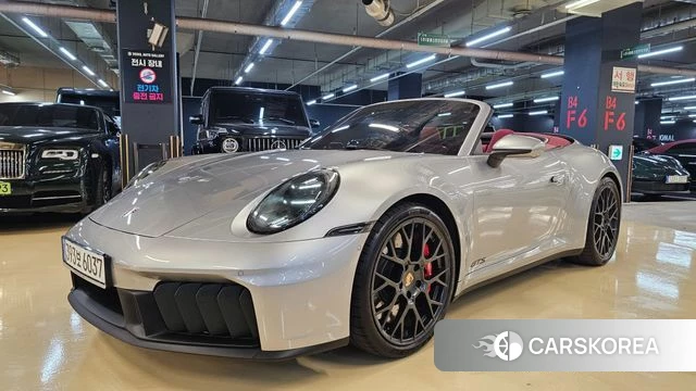 Porsche 911(992) 2025 Серебряный из Кореи
