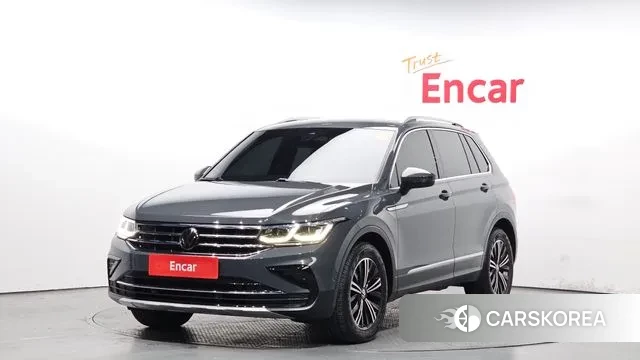 Volkswagen Tiguan second Generation 2023 Серый из Кореи