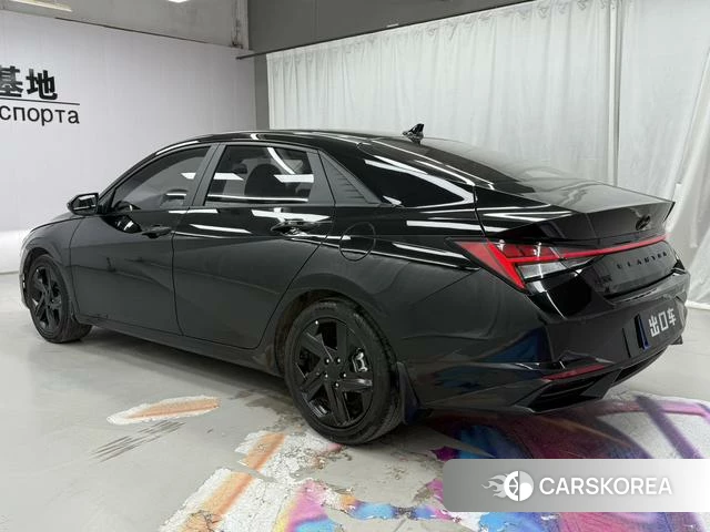 Hyundai Elantra 2022 Черный из Китая