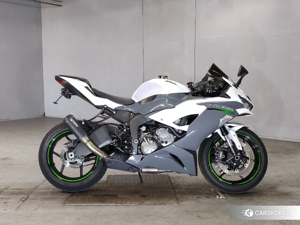 Проданный Kawasaki ZX-6R NINJA 2021 из Японии, фото 2