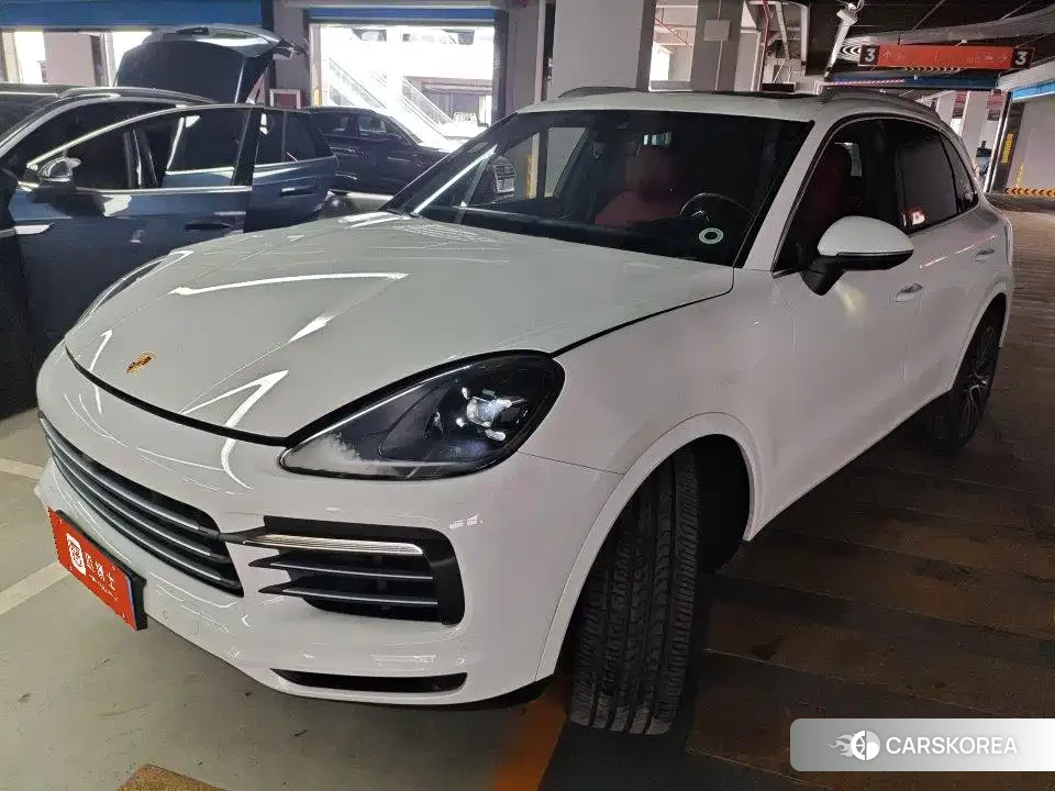 Porsche Cayenne 2019 Белый из Китая