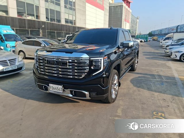 GMC Sierra 2023 Черный из Кореи