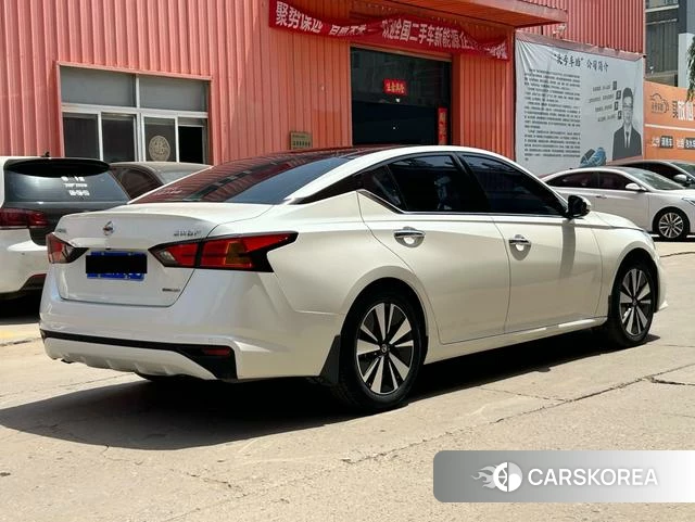 Nissan Teana 2022 Белый из Китая