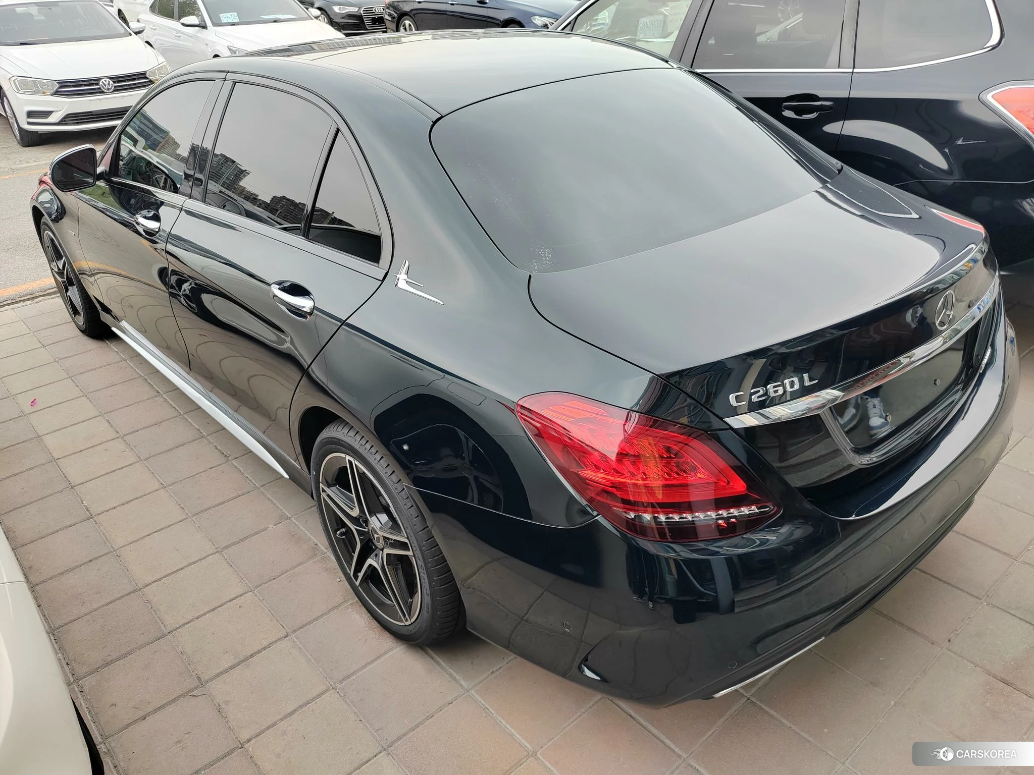 Mercedes-Benz Class C 2020 Зеленый из Китая