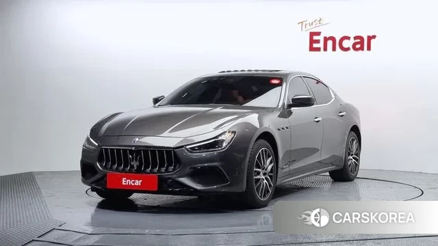 Maserati Ghibli 2020 Серый из Кореи