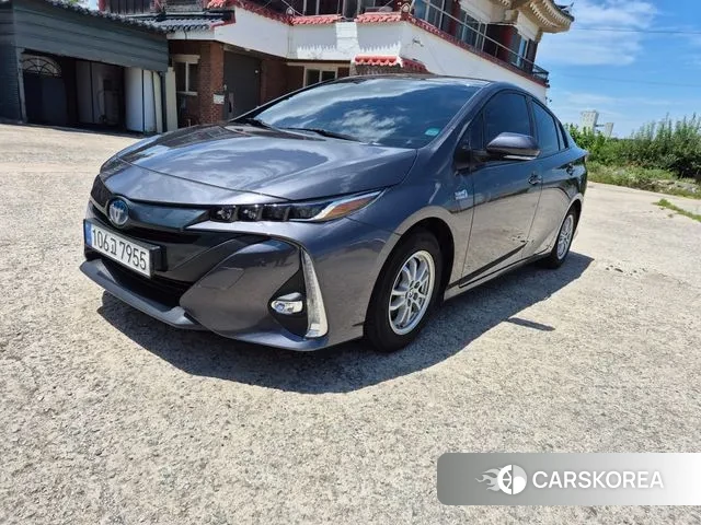 Toyota Prius Prime 2020 Серый из Кореи