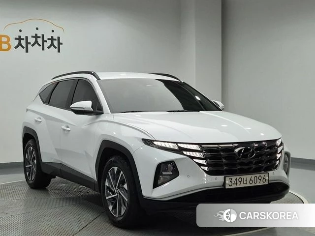 Hyundai Tucson (NX4) 2021 Белый из Кореи