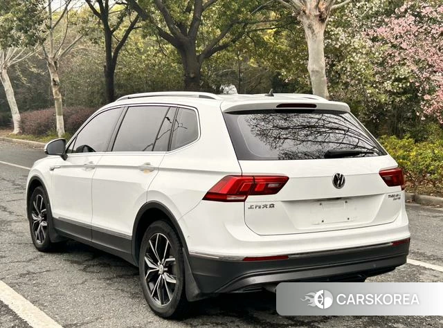Volkswagen Tiguan L 2021 Белый из Китая