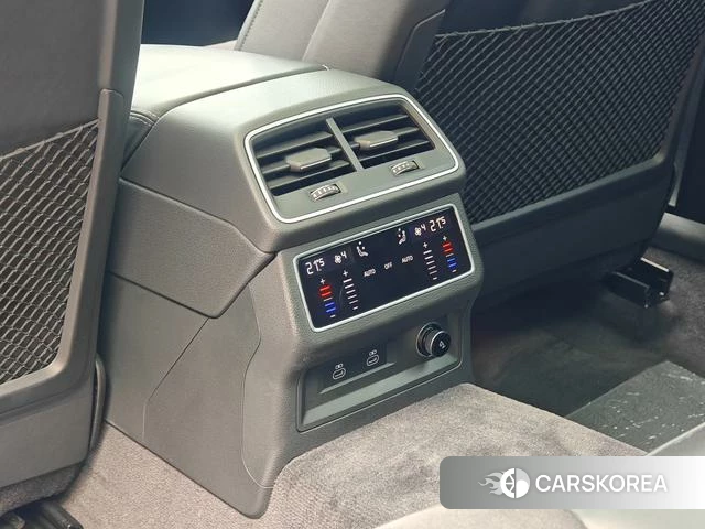 Audi A6L 2024 Черный из Китая