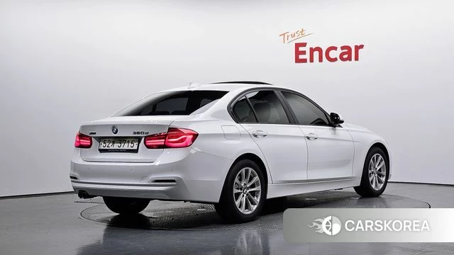 BMW 3 Series (F30) 2018 Белый из Кореи