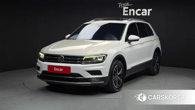 Volkswagen Tiguan second Generation 2020 Белый из Кореи