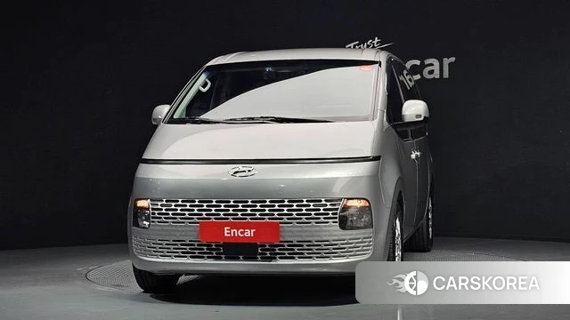 Hyundai Staria 2022 Серый из Кореи