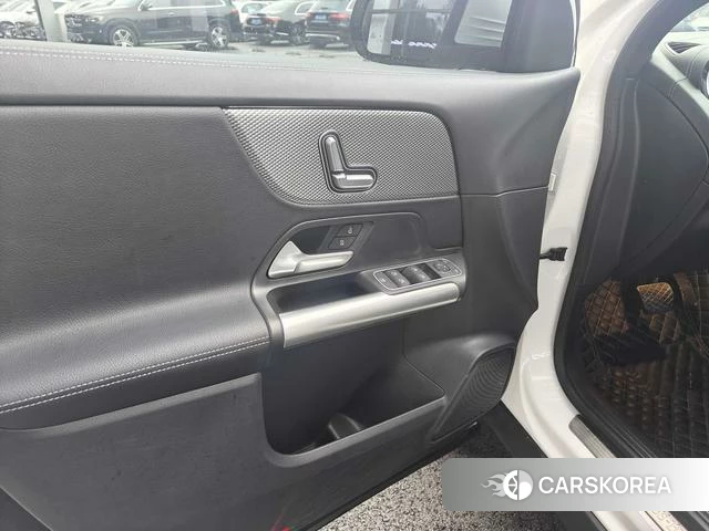 Mercedes-Benz GLA id 4215759 из Китая